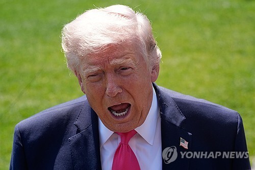 Trump: “I have a different opinion if the Pope allows Iran to have nuclear weapons”