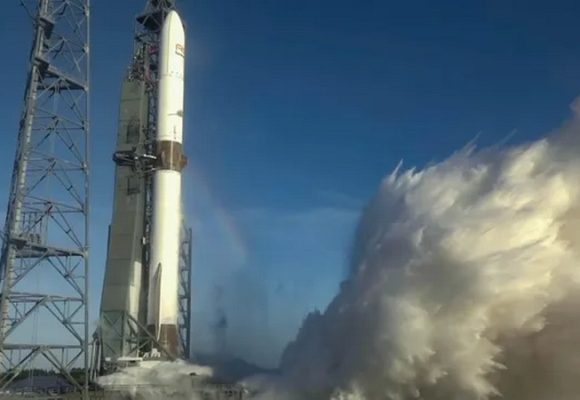 Ракета Blue Origin New Glenn прошла огневые испытания перед первым повторным запуском в воскресенье