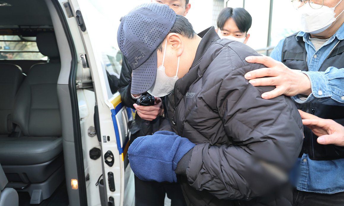 Prosecutors indict on arrest of a group of ‘acting in revenge’ who carried out human waste terrorism