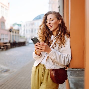 I went to Lidl for the usual and came out with these pants for less than €8 that I will wear non-stop in spring