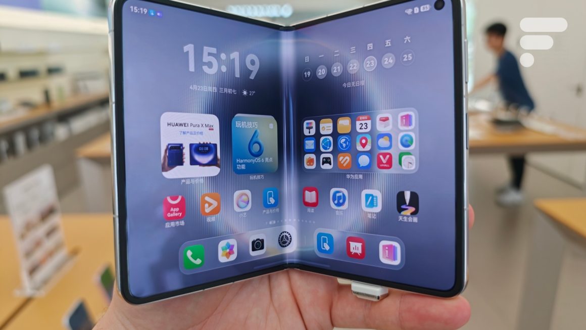 Huawei Pura X Max : on a pris en main l’« iPhone Fold », et c’est une petite révolution