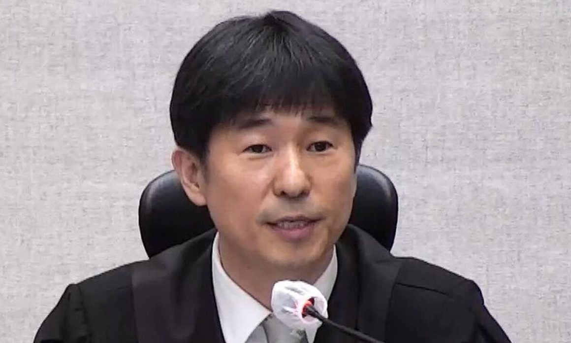 corruption-investigation-office-summons-chief-judge-ji-gwi-yeon-for-room-salon-entert6a018331dc87b.jpg Corruption Investigation Office summons Chief Judge Ji Gwi-yeon for ‘room salon entertainment suspicions’