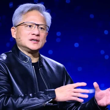 jensen-huang-ceo-de-nvidia-manda-un-mensaje-a-los-jovenes-universitarios-corran-no-ca6a04341a2316a.jpeg Jensen Huang, CEO de Nvidia, manda un mensaje a los jóvenes universitarios: “Corran, no caminen, hacia la IA”