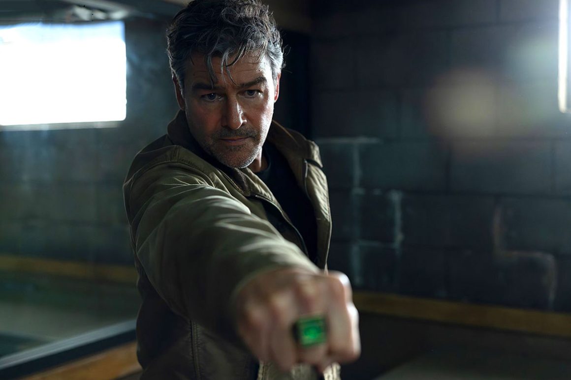 lanterns-showrunner-talks-time-jump-vfx.jpg “Lanterns” Showrunner Talks Time Jump & VFX