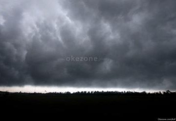 indonesia-and-4-countries-monitor-monsoon-storms-in-the-bay-of-bengal-bmkg-reveals-da6a096d19a40f5.jpg Indonesia and 4 Countries Monitor Monsoon Storms in the Bay of Bengal, BMKG Reveals Dangerous Impacts!