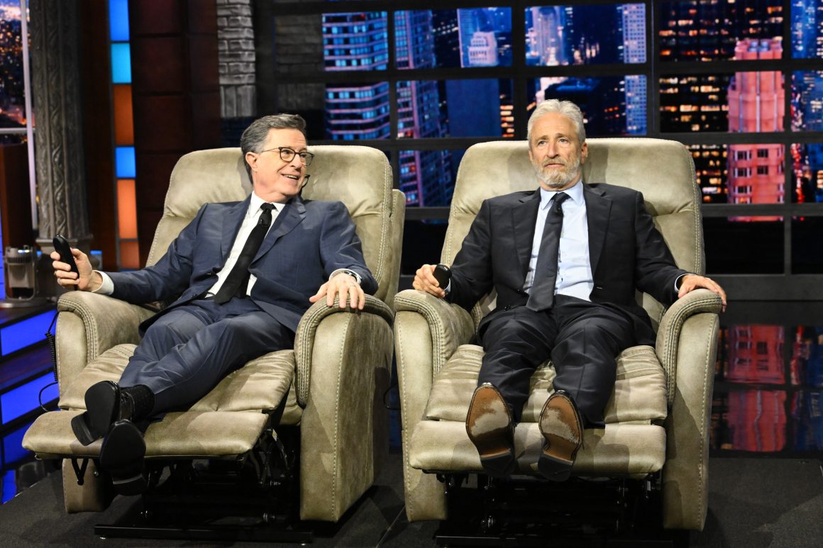 jon-stewart-showers-stephen-colbert-with-gifts-in-honor-of-the-late-shows-final-week-6a0d6ecb721cd.jpg Jon Stewart Showers Stephen Colbert With Gifts in Honor of ‘The Late Show’s’ Final Week: ‘Don’t Confuse Cancellation With Failure’
