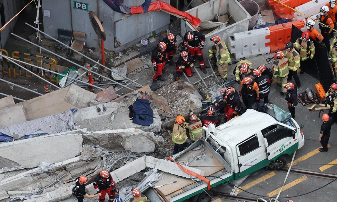 “I think the worker was crushed”… An urgent 119 call was made when the Seosomun overpass collapsed.
